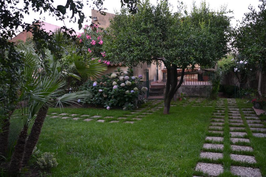 B&B Velardi Viagrande Exteriör bild