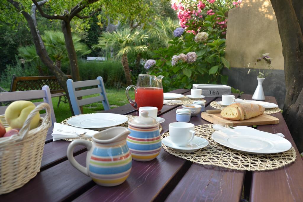 B&B Velardi Viagrande Exteriör bild
